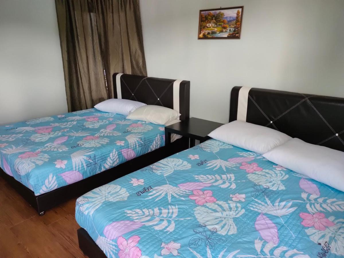 Aleesa Roomstay Pasir Puteh Eksteriør billede